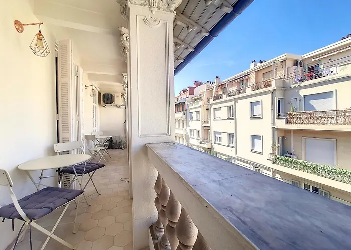 Nestor&jeeves - Madagascar - 3 Chambres, Centre-ville Apartamento